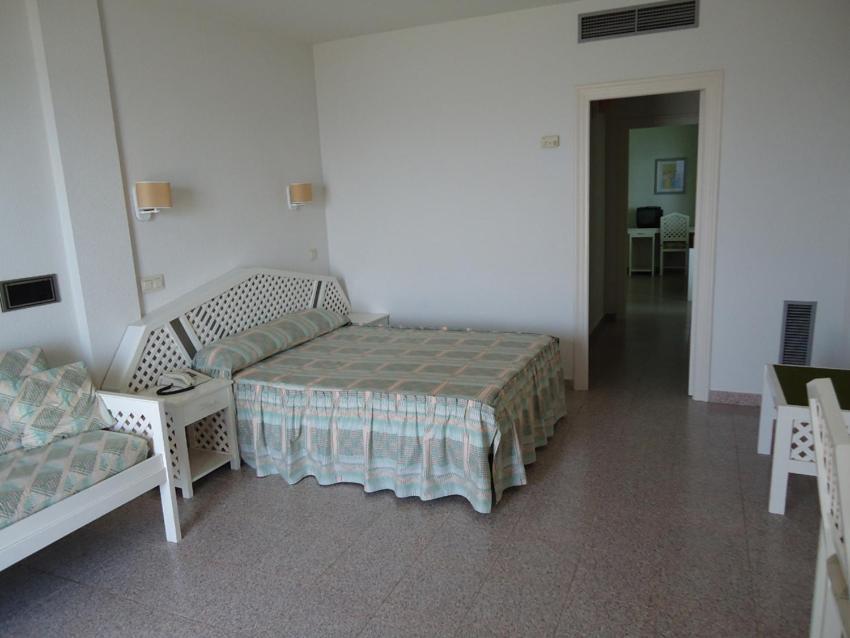 Hotel Las Conchas La Rabita  Bagian luar foto